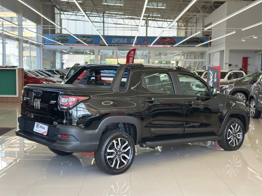 fiat strada 1.0 turbo 200 flex ranch cd cvt 4p automatico 2025