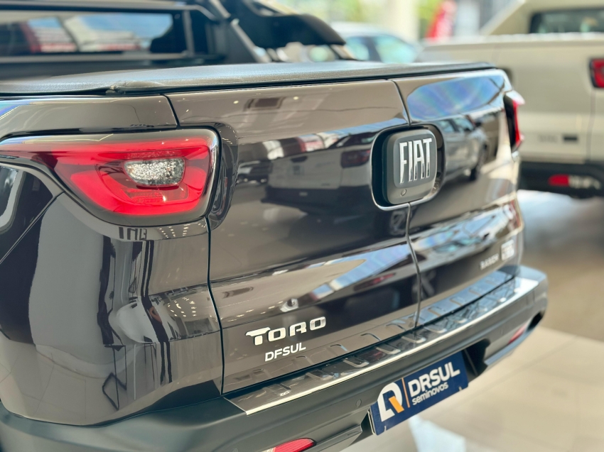 fiat toro 2.0 16v turbo diesel ranch 4wd at9 4p automatico 2022