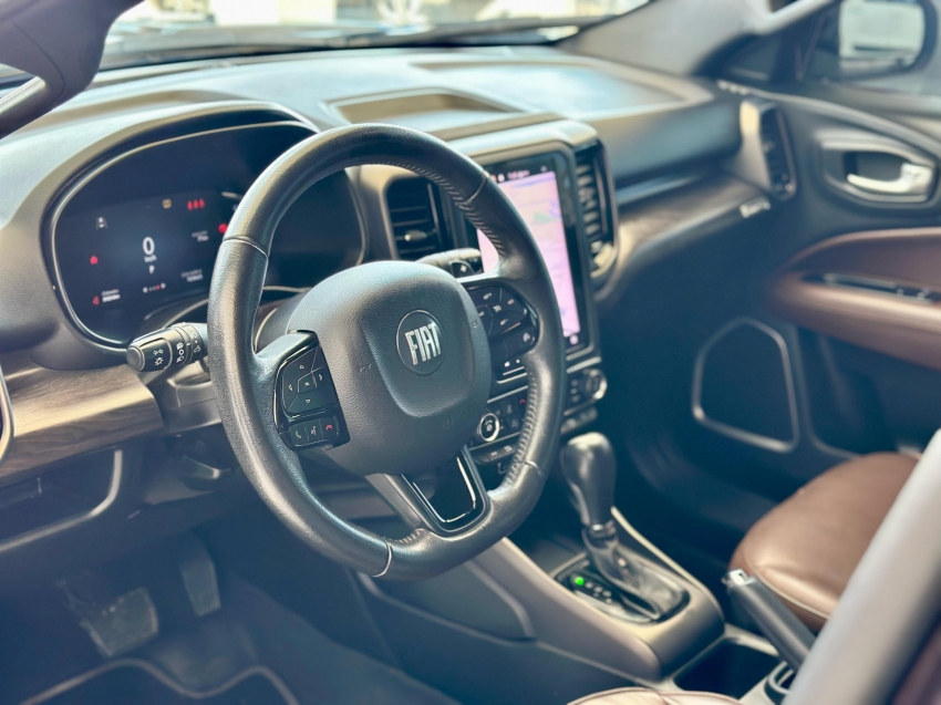 fiat toro 2.0 16v turbo diesel ranch 4wd at9 4p automatico 2022