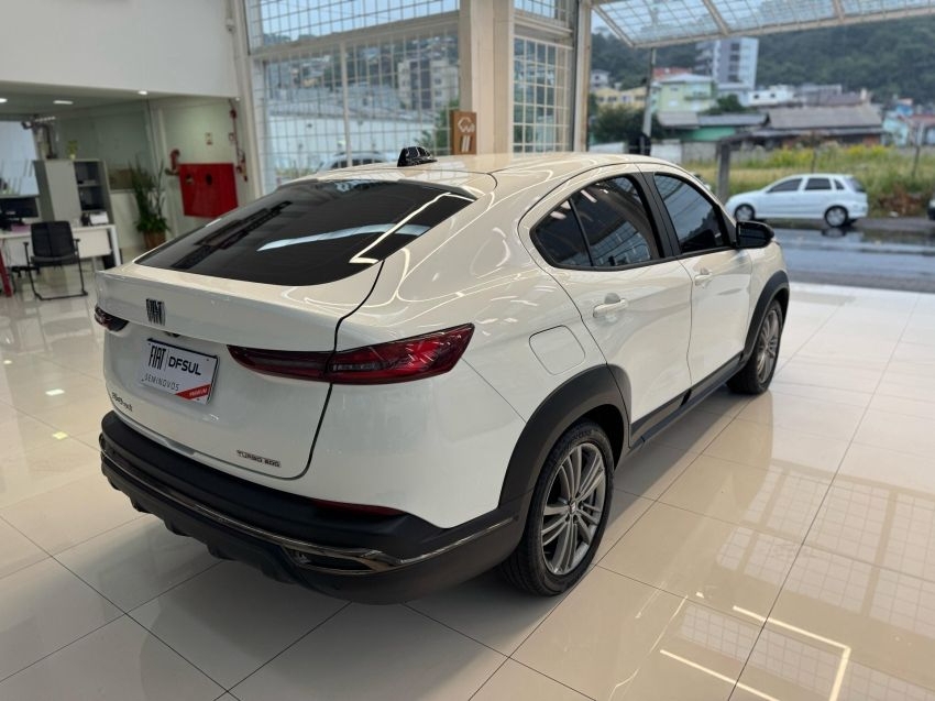 fiat fastback 1.0 turbo 200 flex cvt 1.3 5p automatico 2024