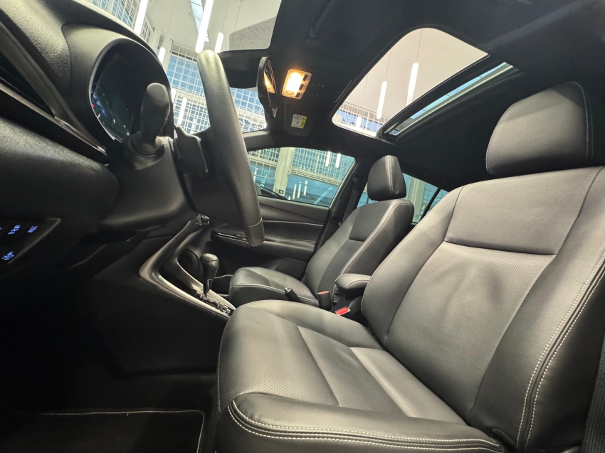 toyota yaris 1.5 16v flex xls multidrive 4p automatico 2025