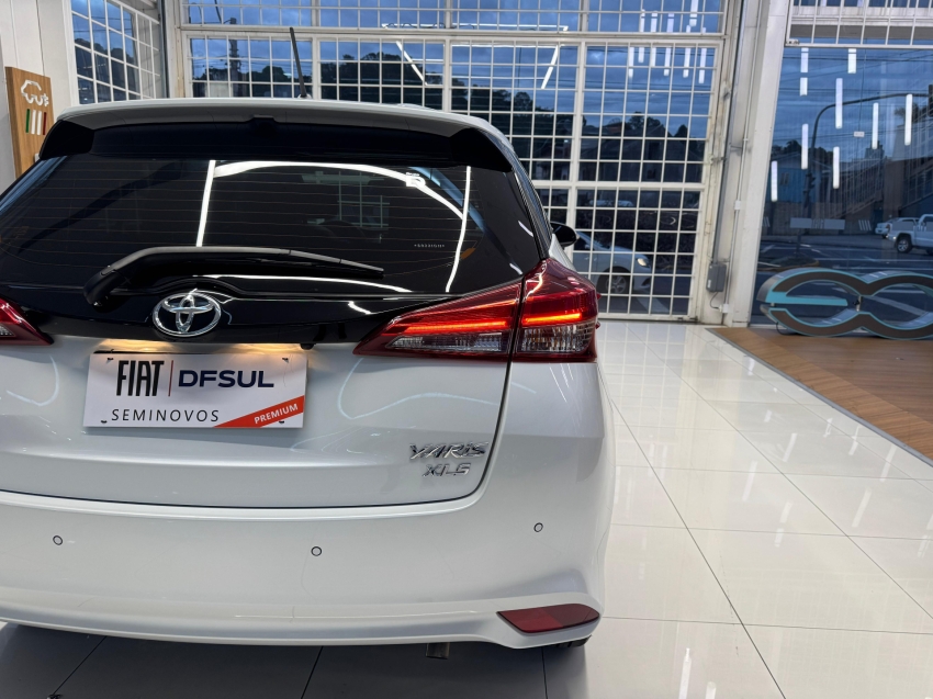 toyota yaris 1.5 16v flex xls multidrive 4p automatico 2025