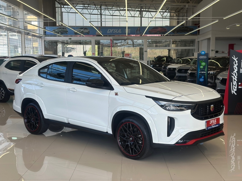 fiat fastback 1.3 turbo 270 flex abarth at6 4p automatico 2024