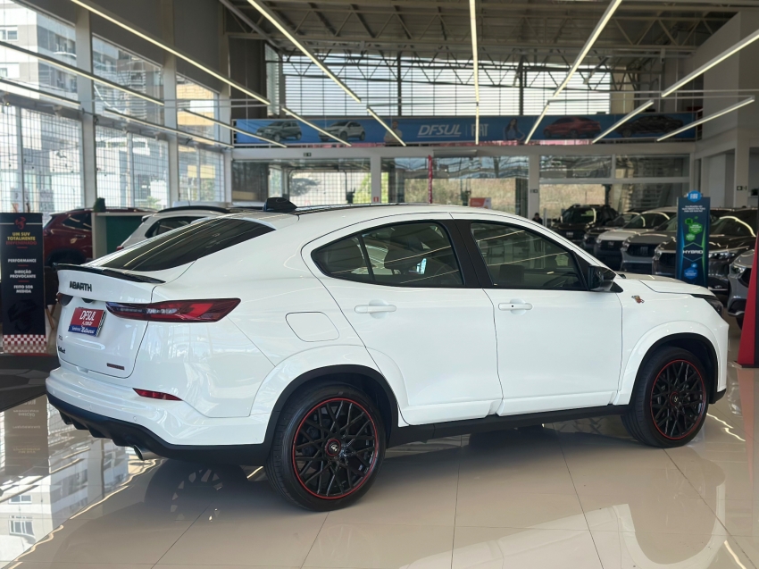 fiat fastback 1.3 turbo 270 flex abarth at6 4p automatico 2024