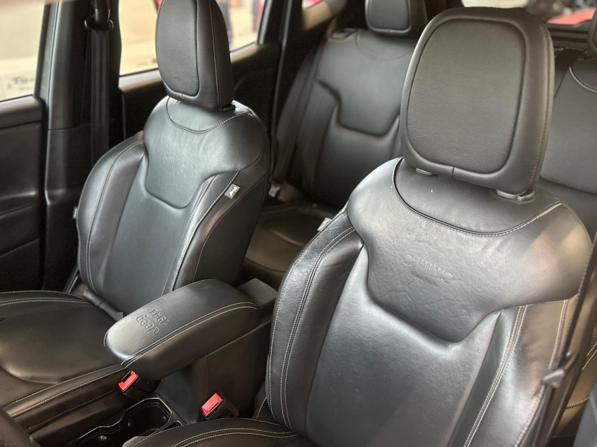 jeep renegade 1.3 t270 turbo flex longitude at6 4p automatico 2023