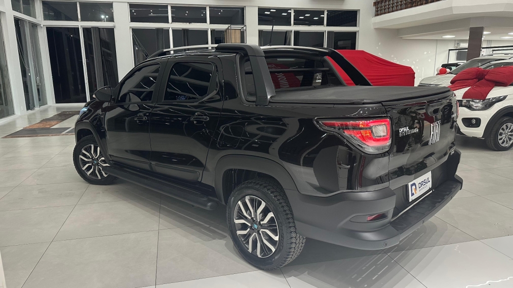 fiat strada 1.0 turbo 200 flex ranch cd cvt 4p automatico 2025