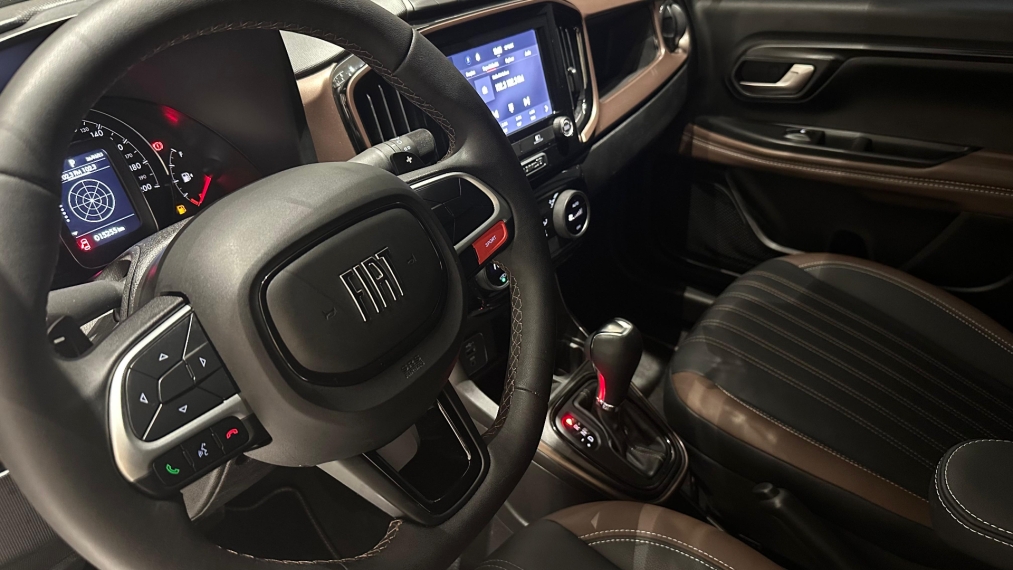 fiat strada 1.0 turbo 200 flex ranch cd cvt 4p automatico 2025
