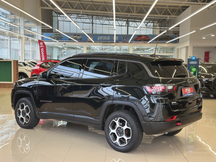 jeep compass 2.0 td350 turbo diesel trailhawk at9 4p automatico 2023