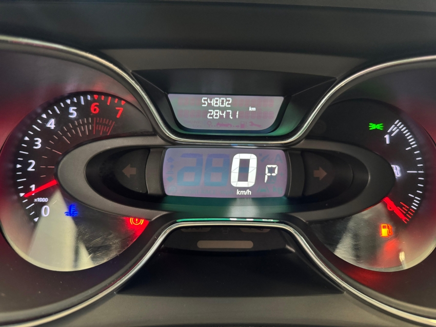 renault captur 2.0 16v hi-flex intense automatico flex 4p 2018