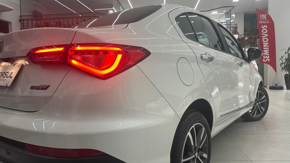 fiat cronos 1.3 firefly flex precision cvt 4p automatico 2025