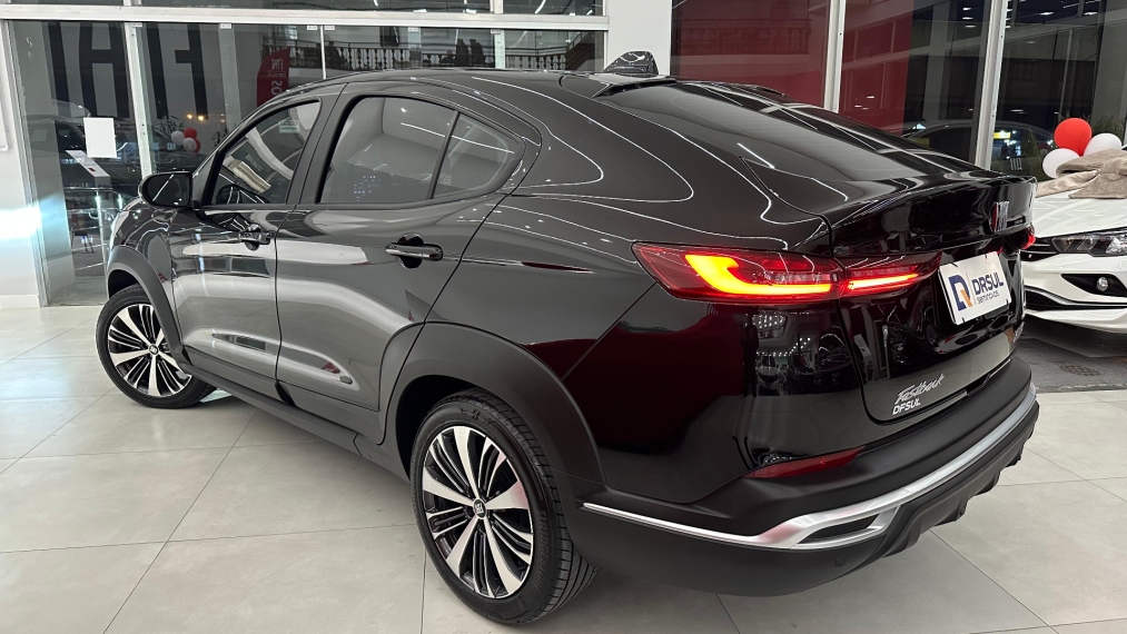 fiat fastback 1.0 turbo 200 flex audace cvt 4p automatico 2025