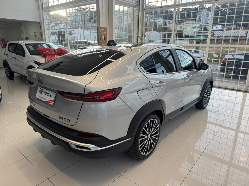 fiat fastback 1.3 turbo 270 flex limited edition at6 4p automatico 2024