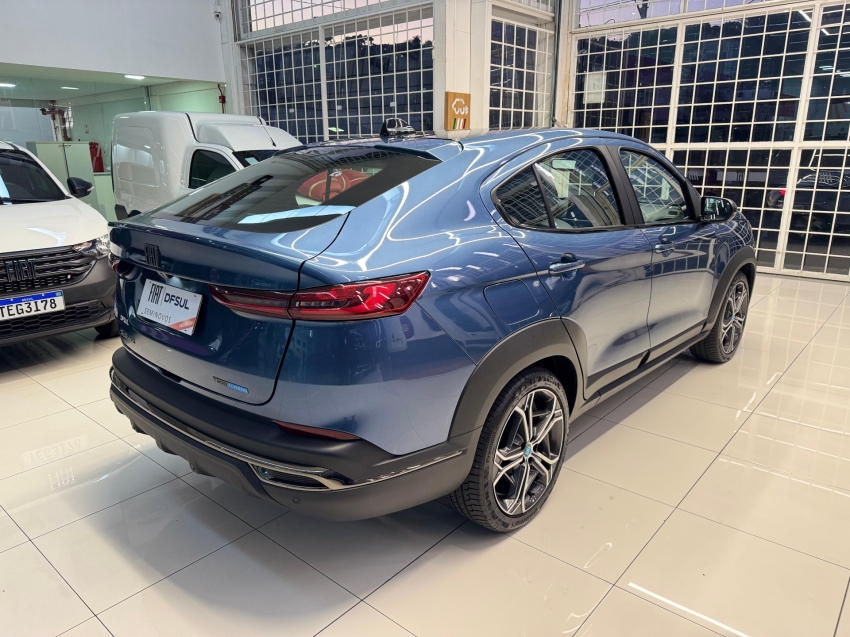 fiat fastback 1.0 turbo 200 flex impetus cvt 4p automatico 2025