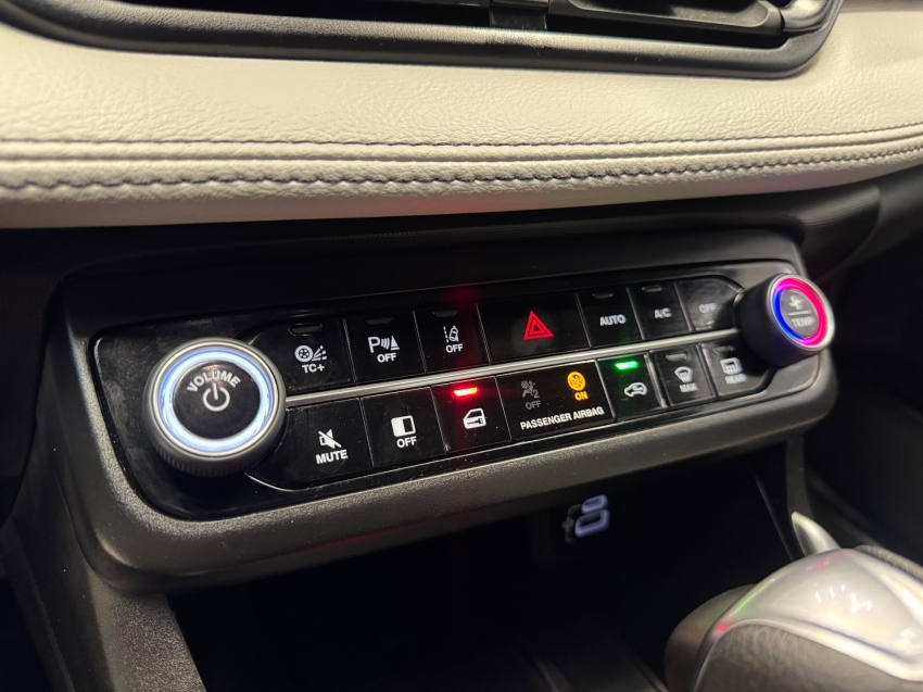 fiat fastback 1.0 turbo 200 flex impetus cvt 4p automatico 2025