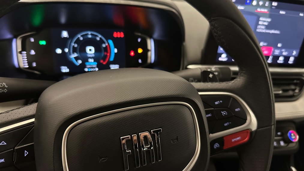 fiat fastback 1.0 turbo 200 flex impetus cvt 4p automatico 2025