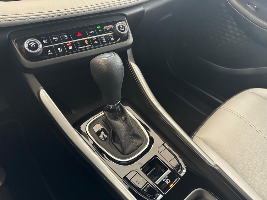 fiat fastback 1.0 turbo 200 flex impetus cvt 4p automatico 2025
