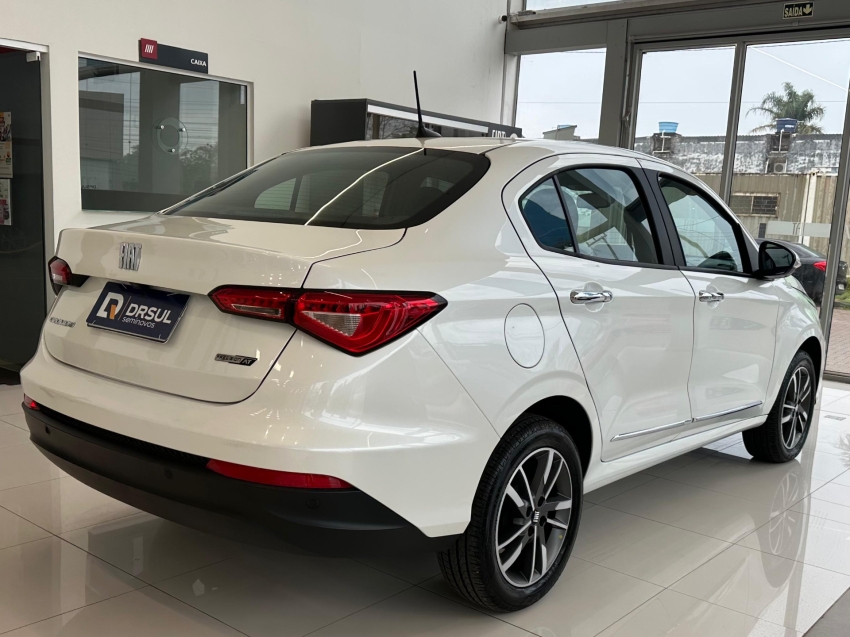 fiat cronos 1.3 firefly flex precision cvt 4p automatico 2025