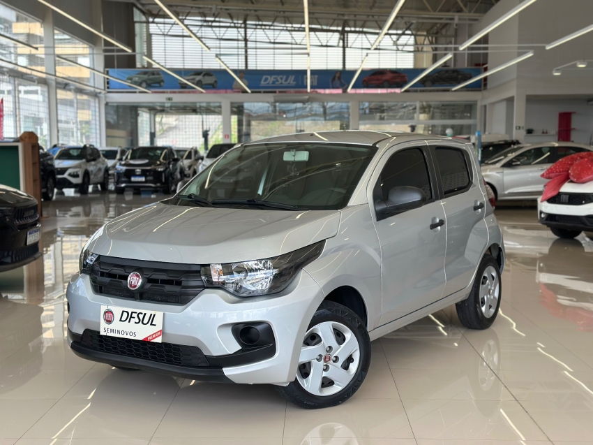 fiat mobi 1.0 evo flex like. manual 4p 2020 fiat mobi 1.0 evo flex like. manual 4p 2020