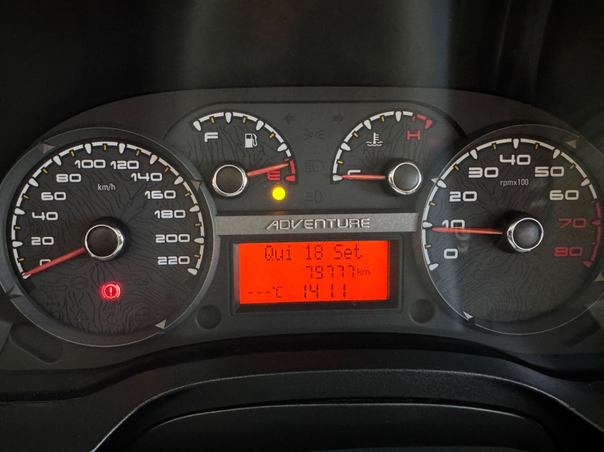 fiat palio 1.8 mpi adventure weekend 16v flex 4p manual 2015