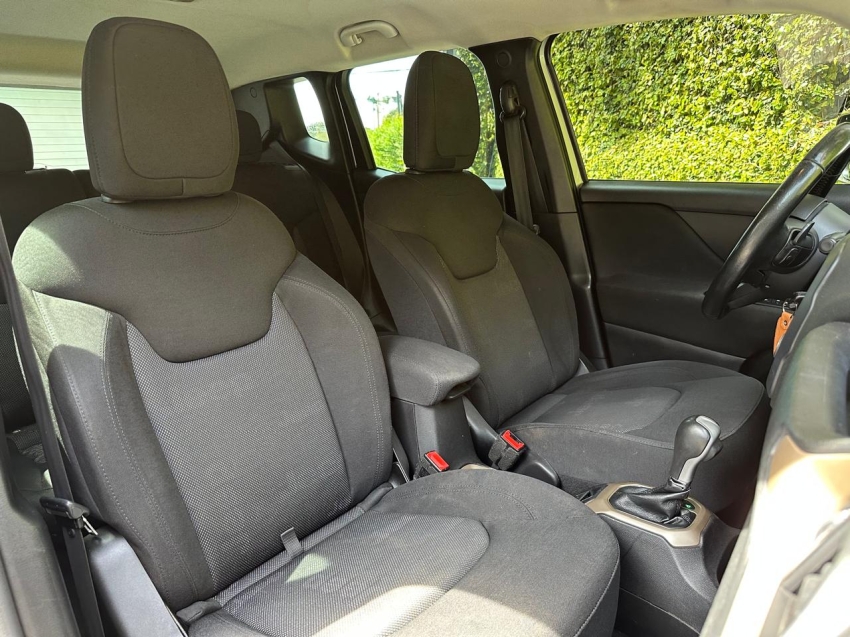 jeep renegade longitude 1.8 at flex7