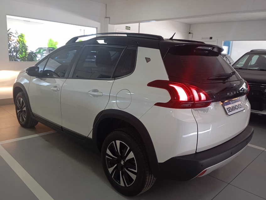 peugeot 2008 1.6 16v flex roadtrip 4p automatico 1.5 2024
