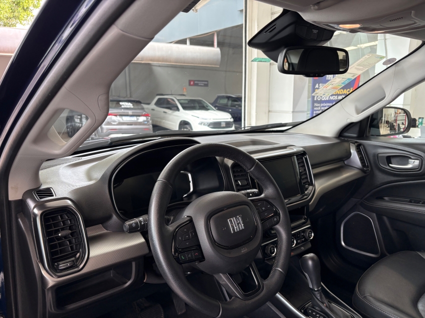 fiat toro 1.3 turbo 270 flex volcano at6 5p automatico 2023