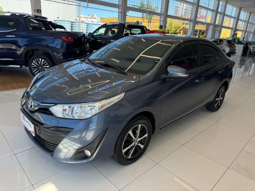 toyota yaris 1.5 16v flex sedan xs multidrive 5p automatico 20191