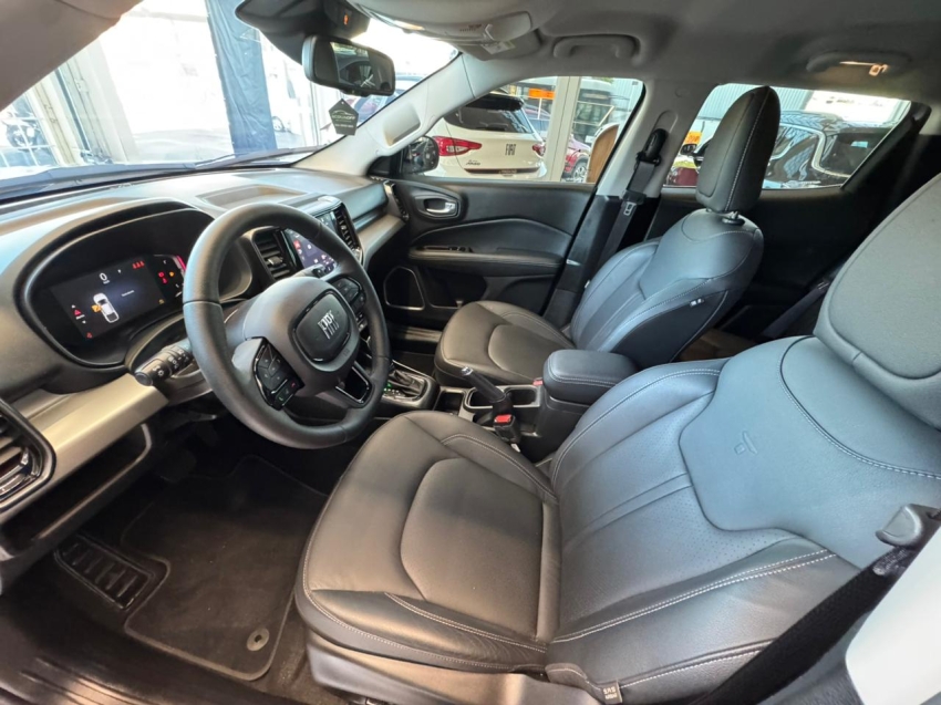 fiat toro 2.0 16v turbo diesel volcano 4wd at9 5p automatico 20247