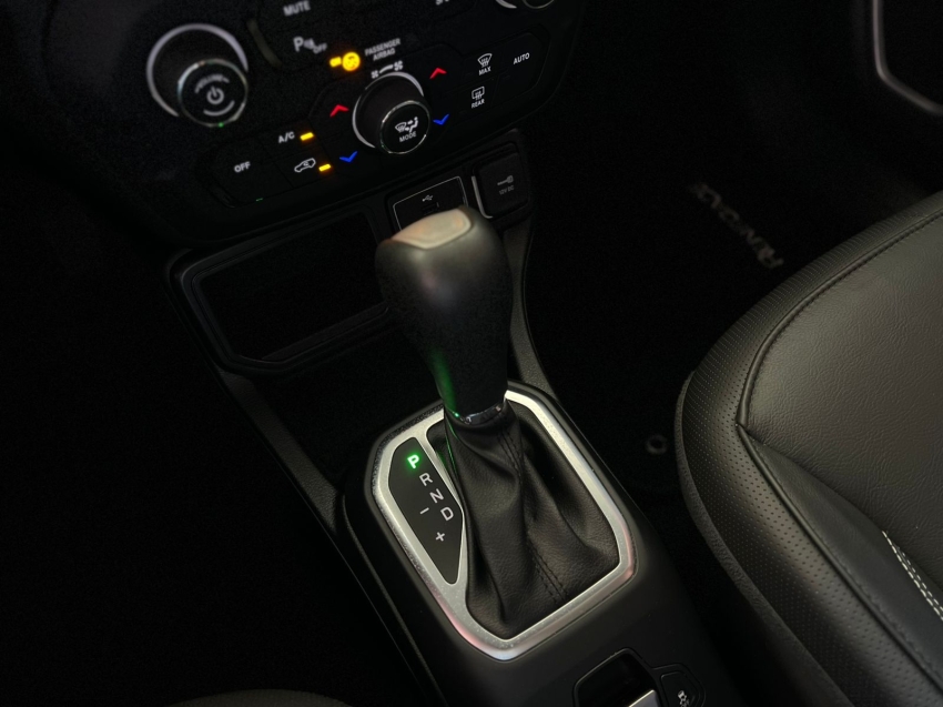 jeep renegade 1.8 16v flex longitude 4p automatico 5p 202011