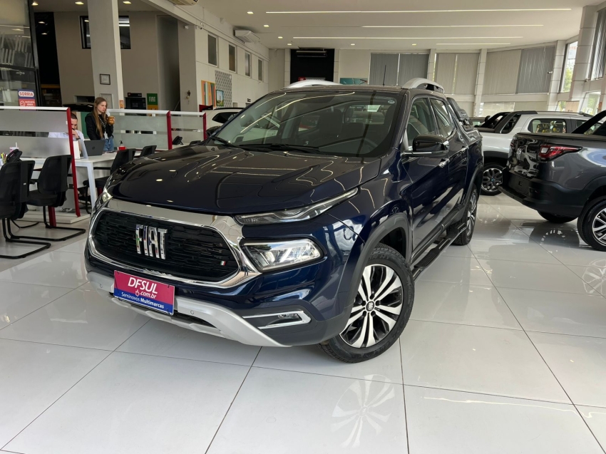 fiat toro 2.0 16v turbo diesel volcano 4wd at9 4p automatico 2025