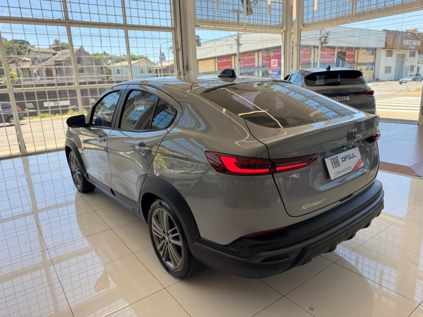 fiat fastback 1.0 turbo 200 flex cvt 5p automatico 20243