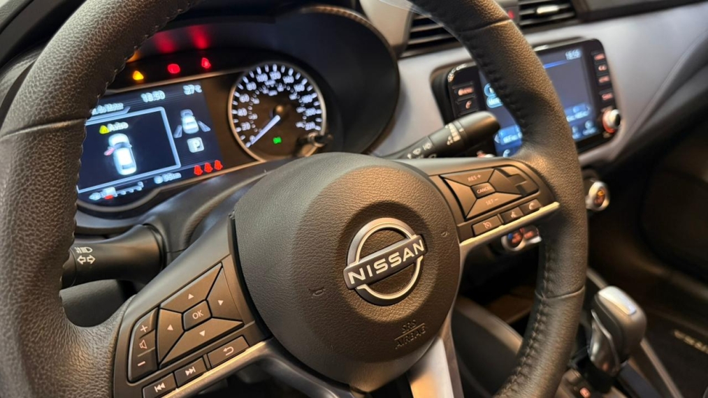 nissan versa exclusive 1.6 cvt6