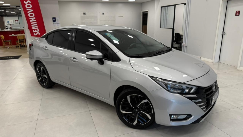 nissan versa exclusive 1.6 cvt3