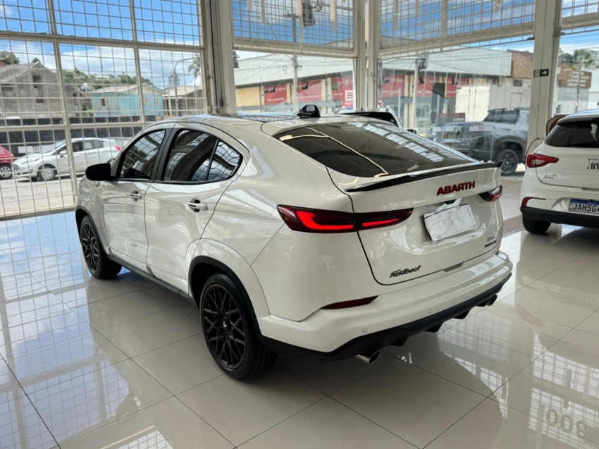 fiat fastback 1.3 turbo 270 flex abarth at6 5p automatico 20253