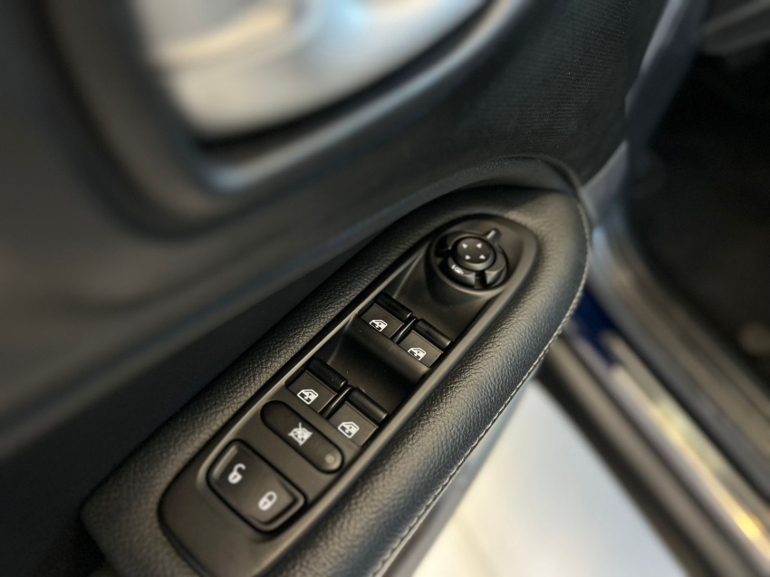 fiat toro 1.3 turbo 270 flex volcano at6 4p automatico 202411