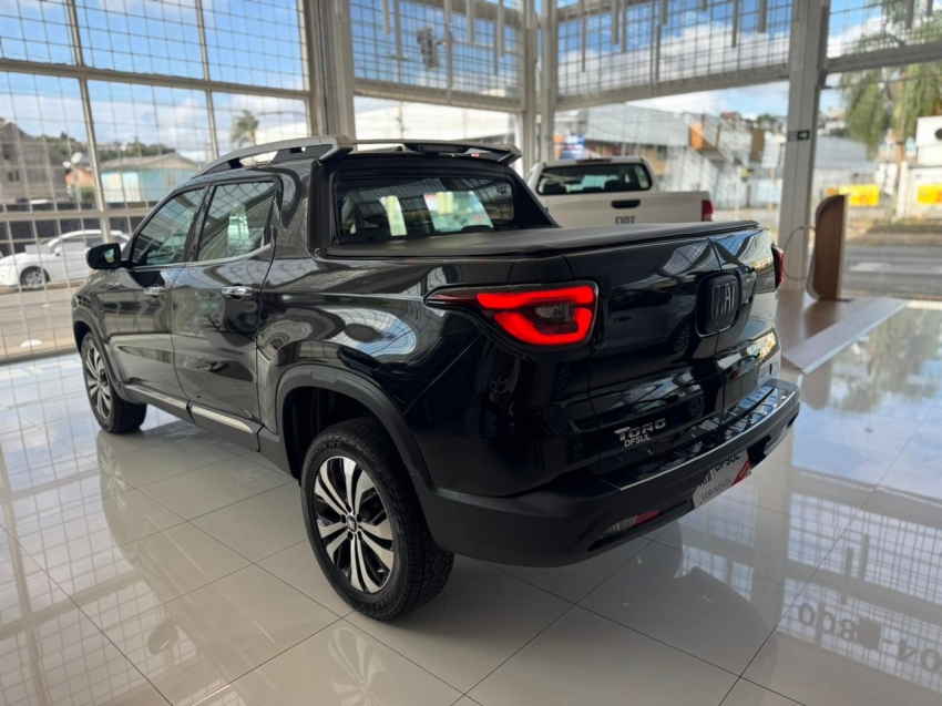 fiat toro 2.0 16v turbo diesel volcano 4wd at9 5p automatico 20253