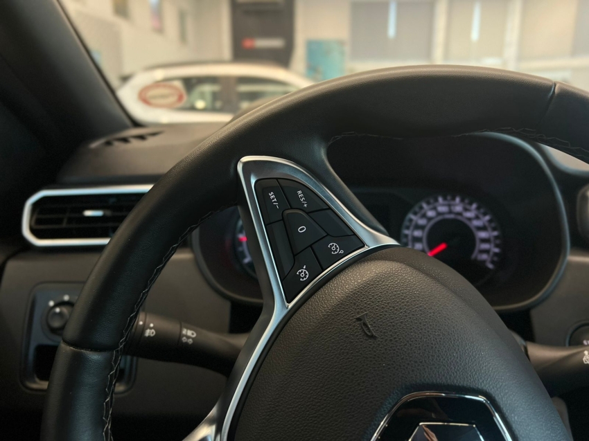 renault duster 1.3 tce flex iconic plus x-tronic 4p automatico 20267