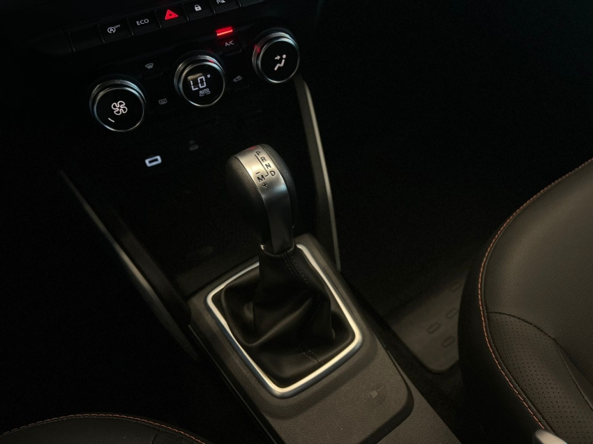 renault duster 1.3 tce flex iconic plus x-tronic 4p automatico 202611