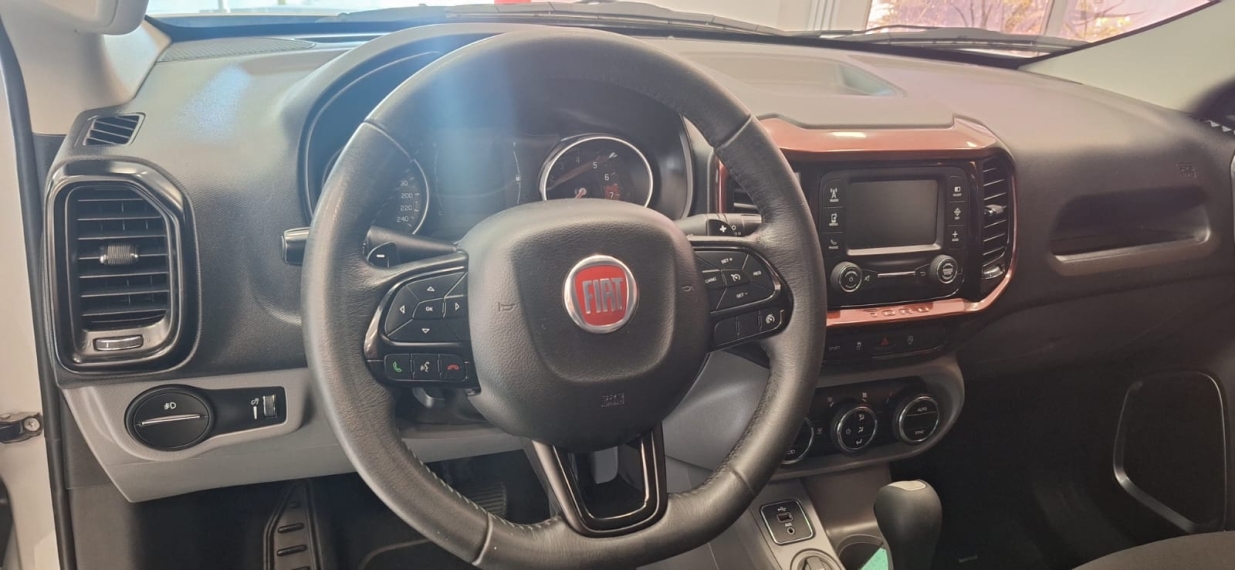 fiat toro 1.8 16v evo flex freedom at6 4p automatico 20185