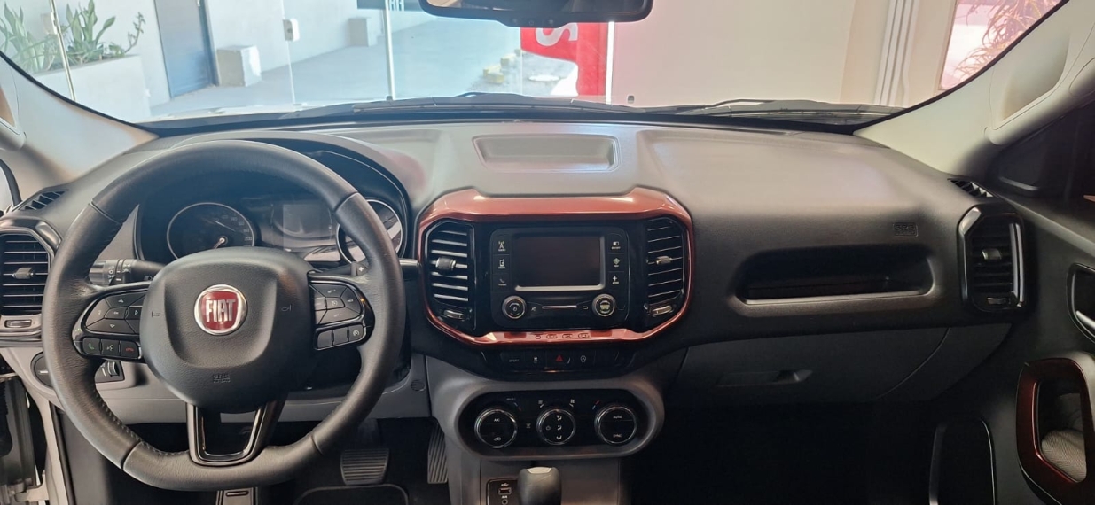 fiat toro 1.8 16v evo flex freedom at6 4p automatico 20184