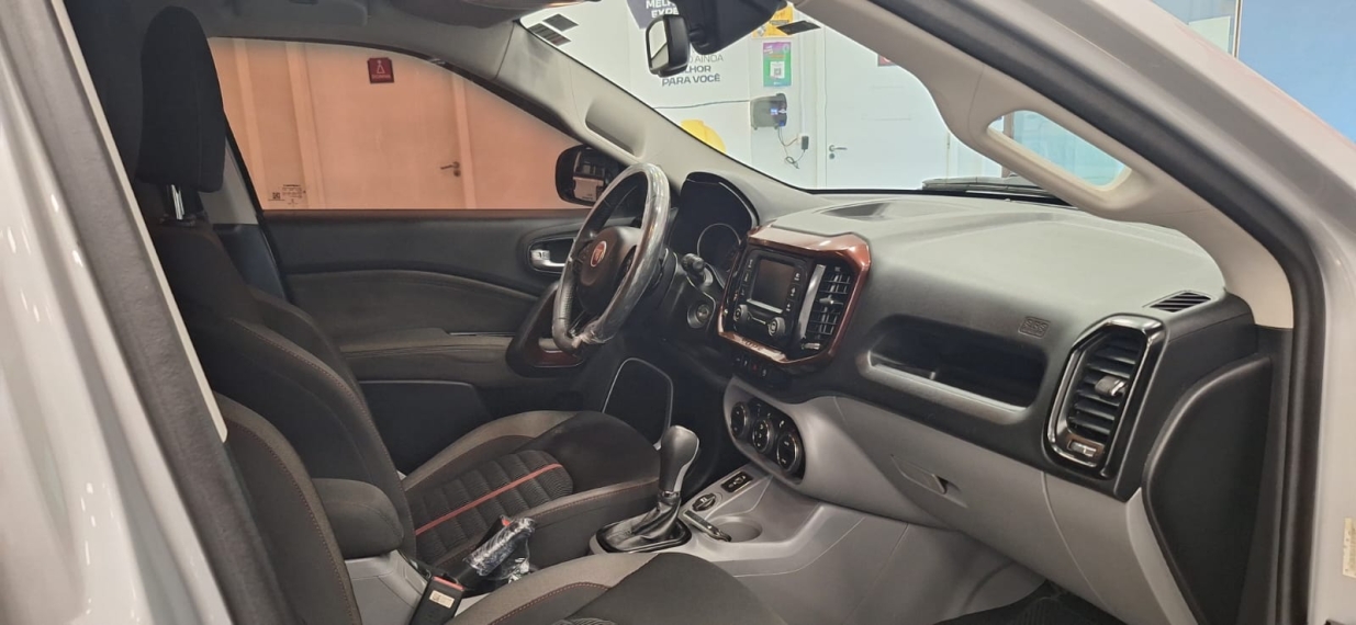 fiat toro 1.8 16v evo flex freedom at6 4p automatico 20188