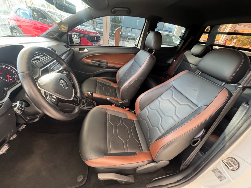 volkswagen saveiro 1.6 cross cd 16v flex 2p manual 4p 20239