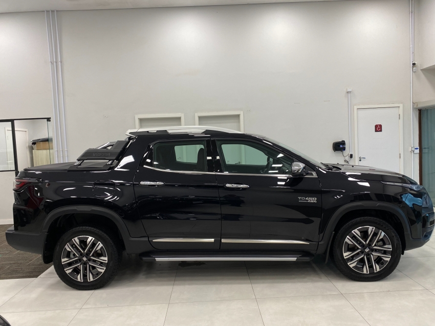 fiat toro 2.2 turbo diesel ranch 4wd at9 4p automatico 202612