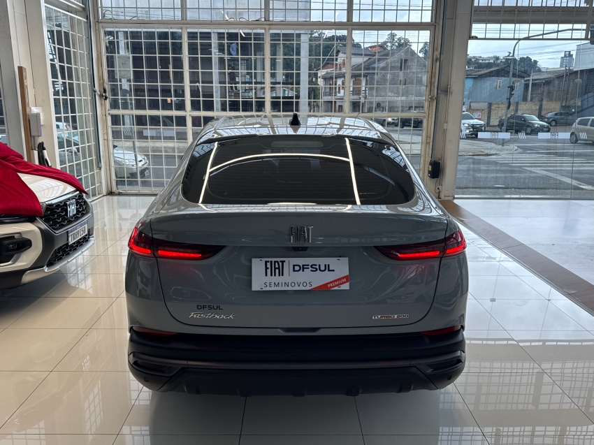 fiat fastback 1.0 turbo 200 flex cvt 4p automatico 202411