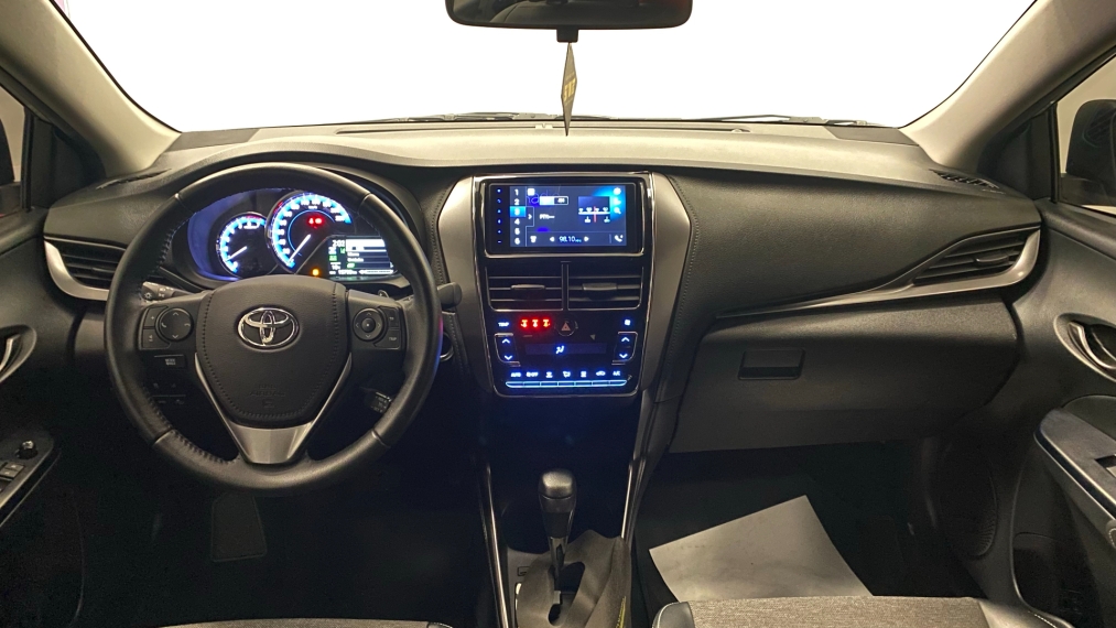 toyota yaris 1.5 16v flex xs multidrive 4p automatico 20254