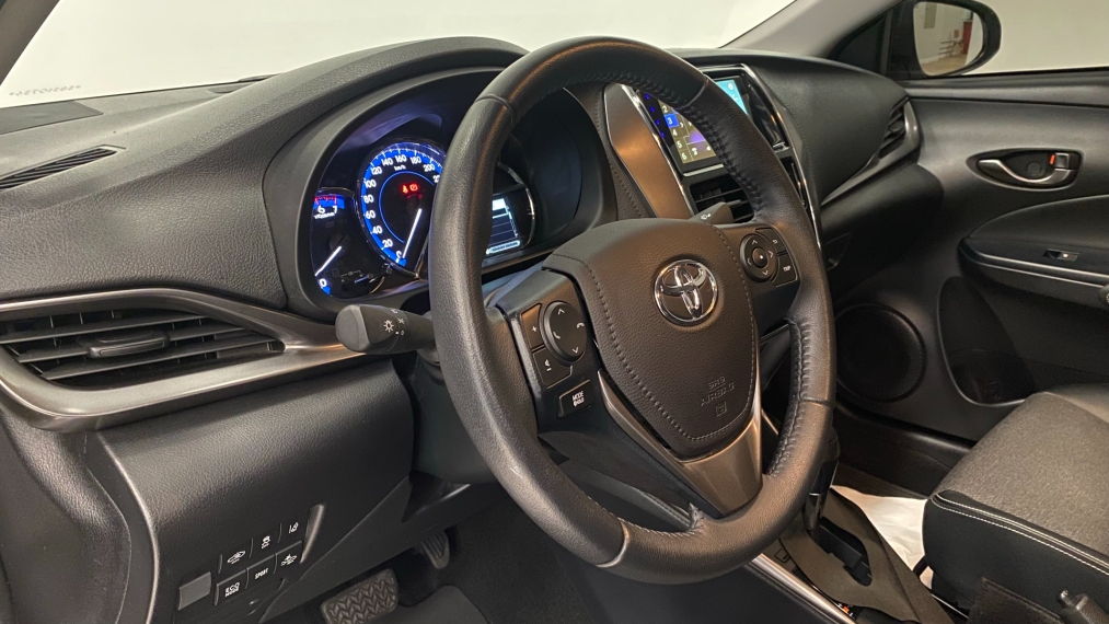 toyota yaris 1.5 16v flex xs multidrive 4p automatico 20257