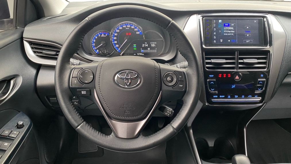 toyota yaris 1.5 16v flex xs multidrive 4p automatico 20256