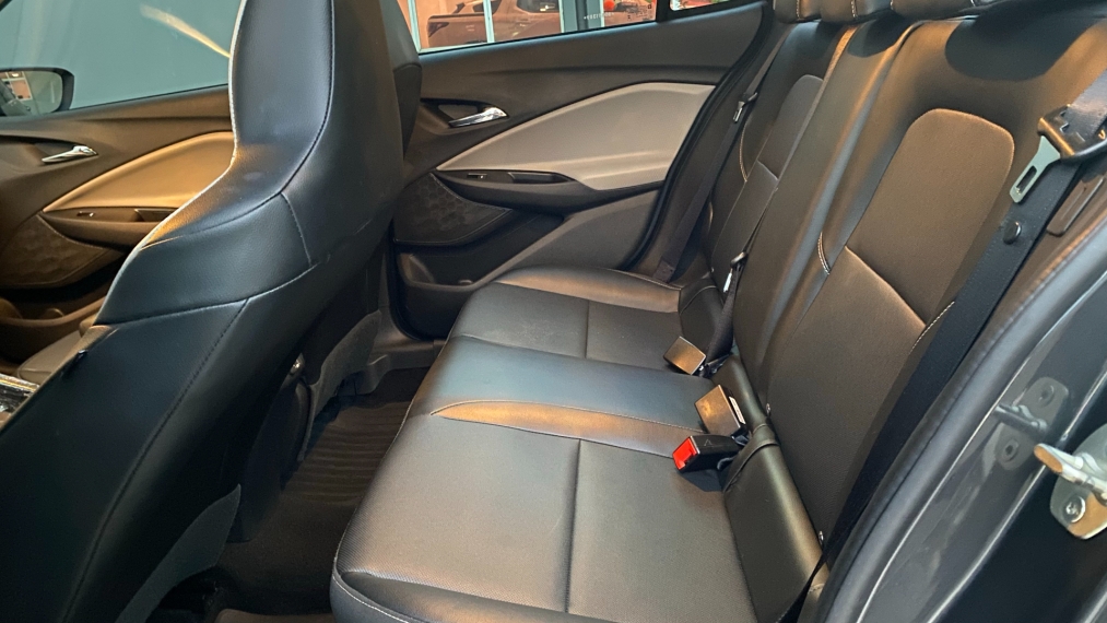 chevrolet onix 1.0 turbo flex premier automatico 4p 202510