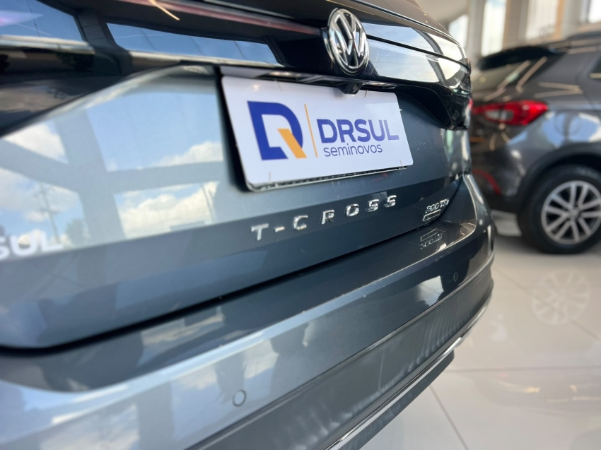 volkswagen t-cross 1.0 200 tsi total flex comfortline automatico 4p 202012