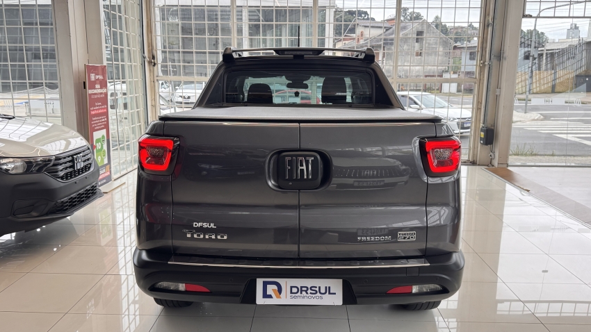 fiat toro 1.3 turbo 270 flex freedom at6 4p automatico 202311